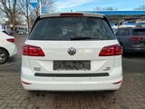 Volkswagen Golf VII Sportsvan Highline 1.4 TSI SHZ NAVI AHK - gebrauchte Kleinbusse