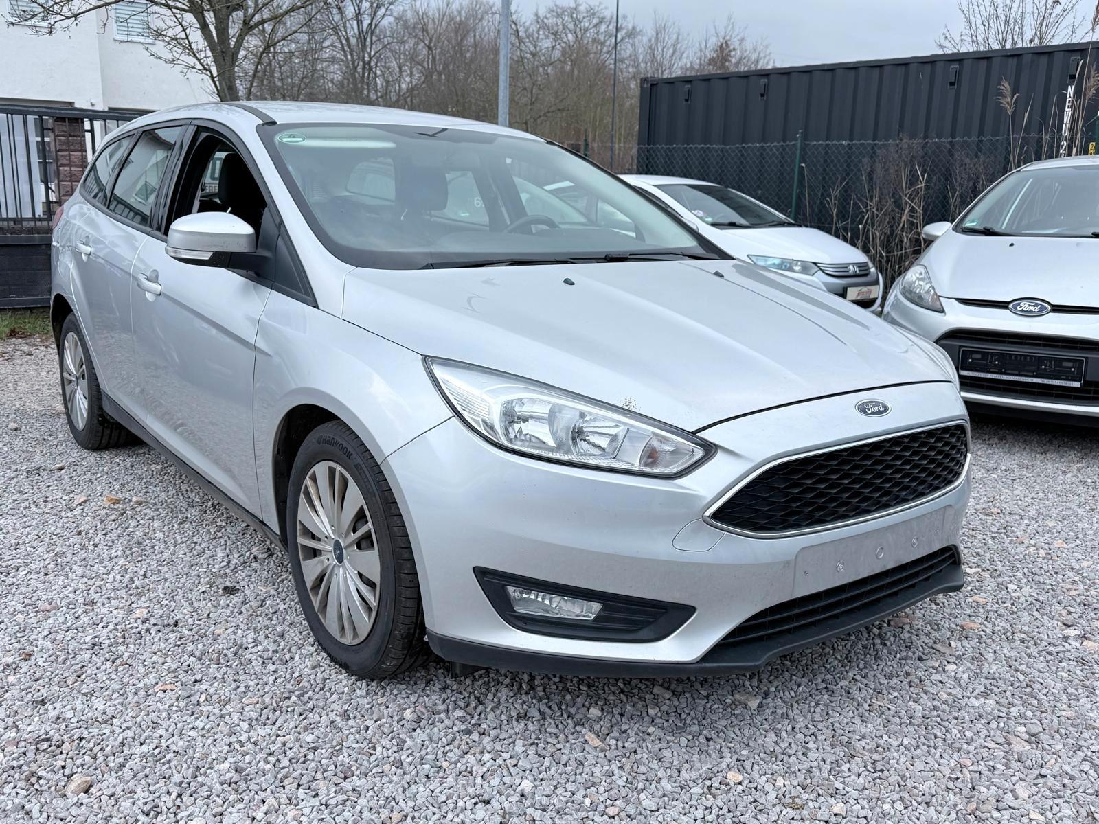Ford Focus Business*START/STOP*NAVI*PDC*KLIMA*CARPLAY