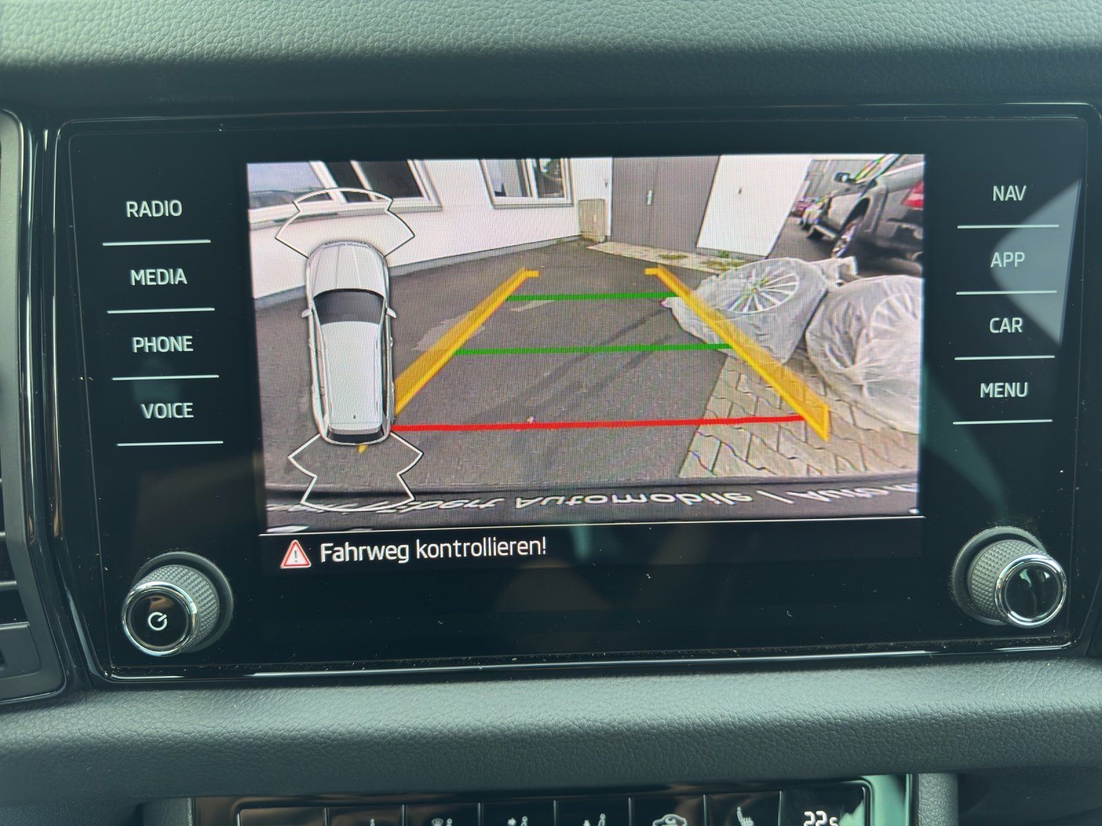 Fahrzeugabbildung SKODA Kodiaq 2.0 TDI Sportline 4x4/AHK/ACC/KAMERA/