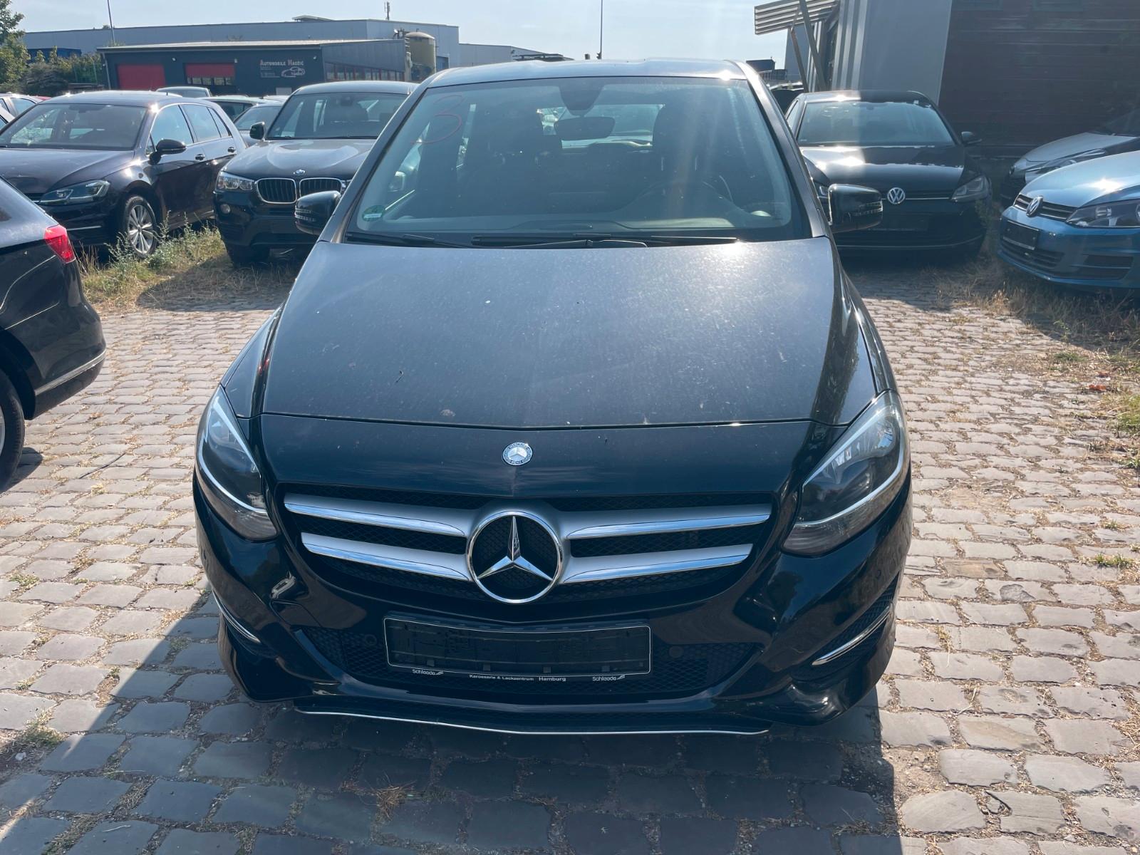 Mercedes-Benz B 180  1,6