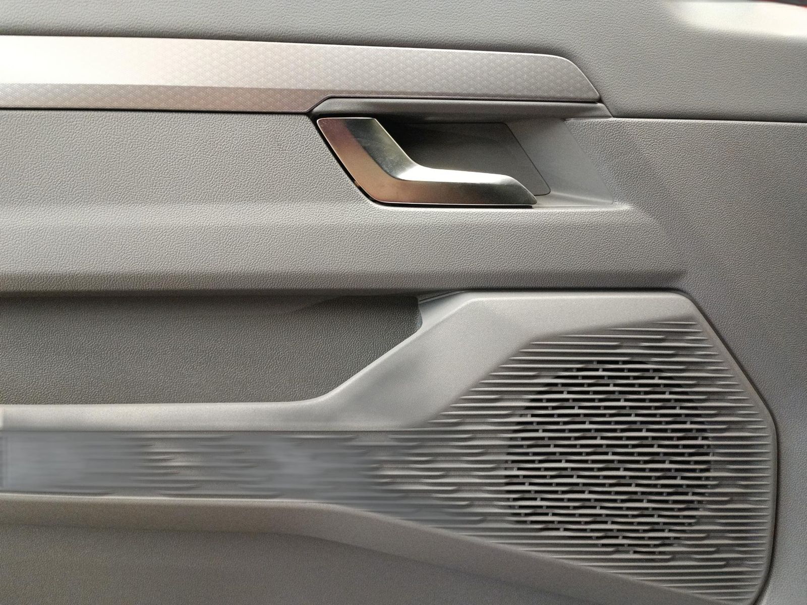 Volkswagen T7 Caravelle - Bild 16
