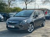 Opel Zafira C Tourer Innovation*PANO*BI-XENON*KAMERA* - Opel Zafira mit Panoramadach