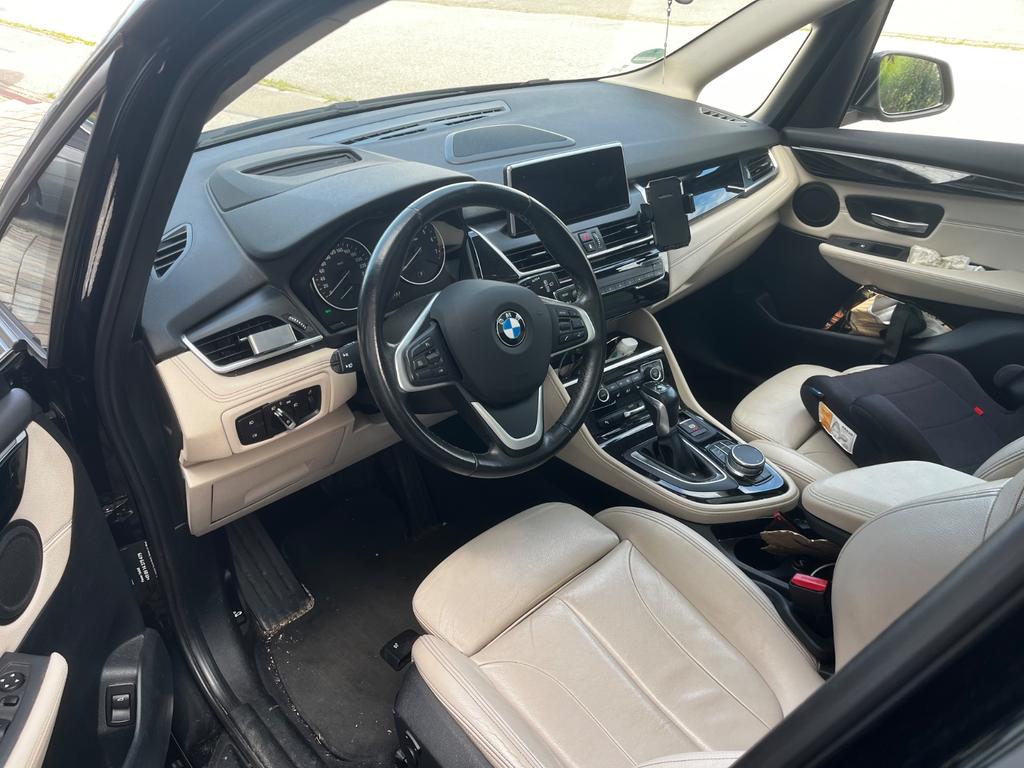 BMW 220