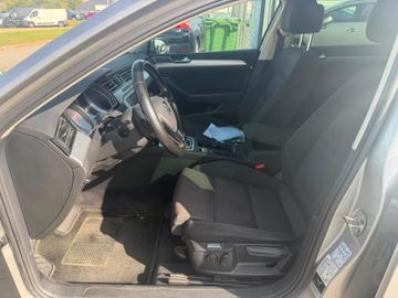 Volkswagen Passat Variant - 5