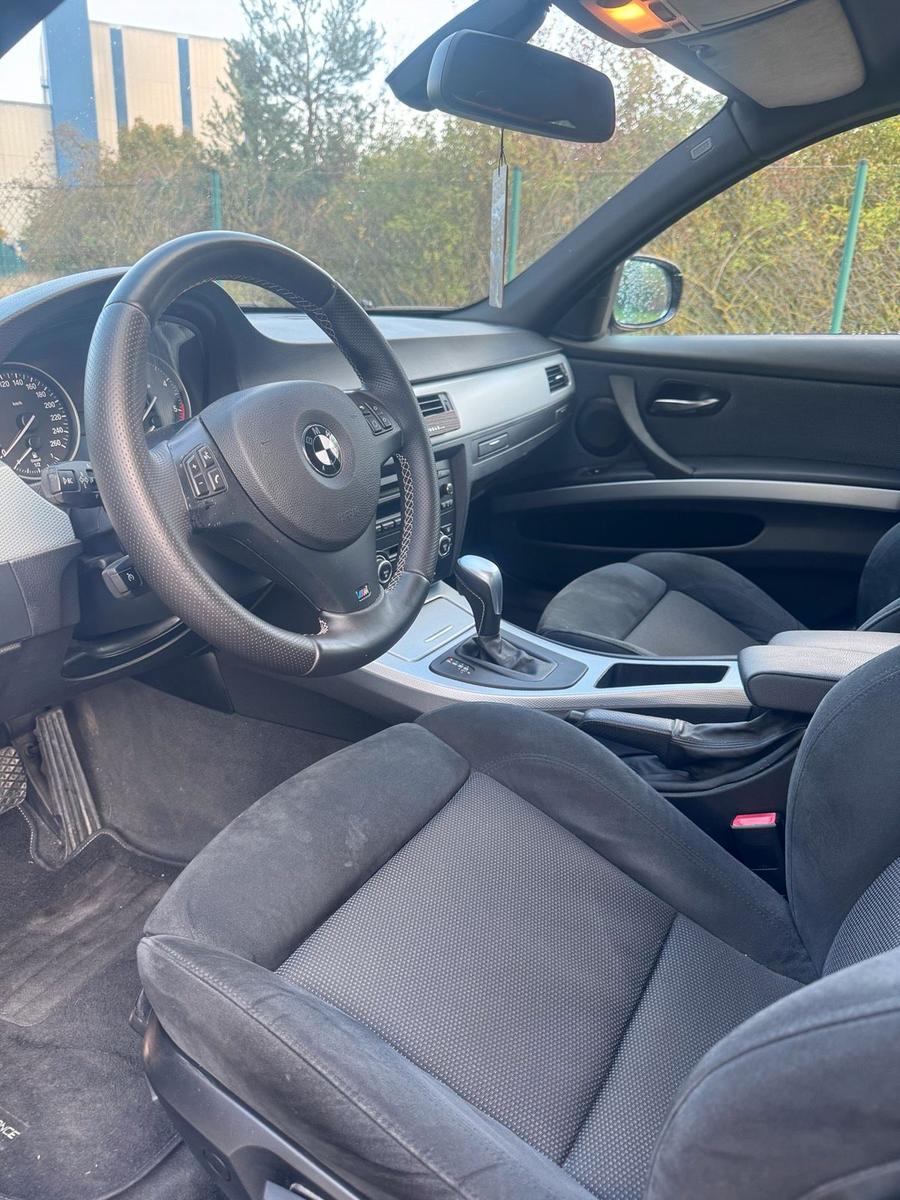 BMW 325 2009 — photo 10