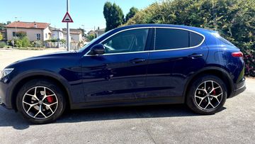 Alfa-Romeo Stelvio - 3