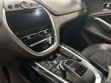 صورة مصغرة 12 لـ 2021 Aston Martin DBX