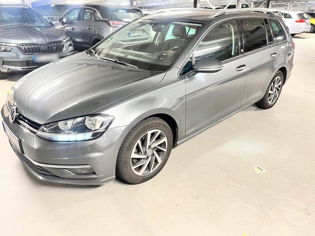 Image of Volkswagen Golf