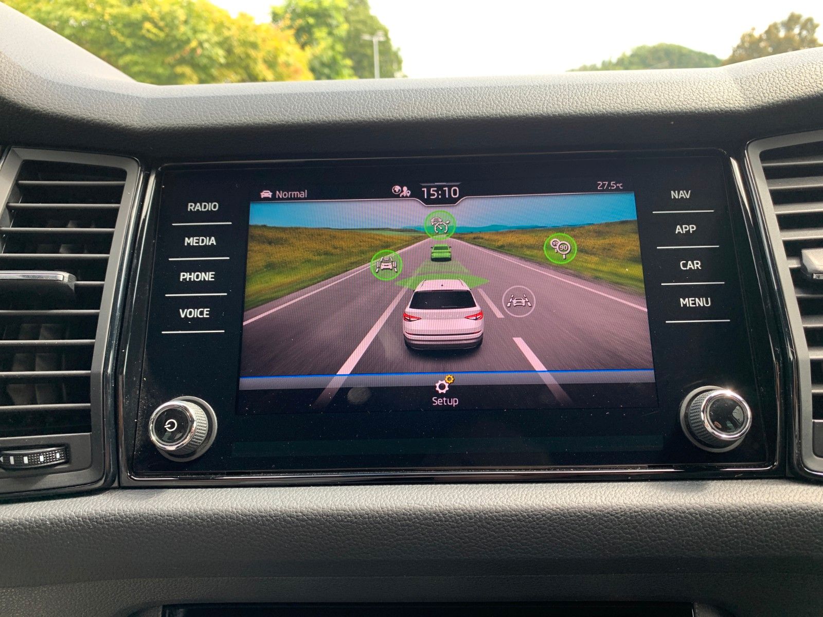 Skoda Kodiaq 2.0 TDI Sportline RFK+ACC+EL.KLAPPE+VIRT. foto 24
