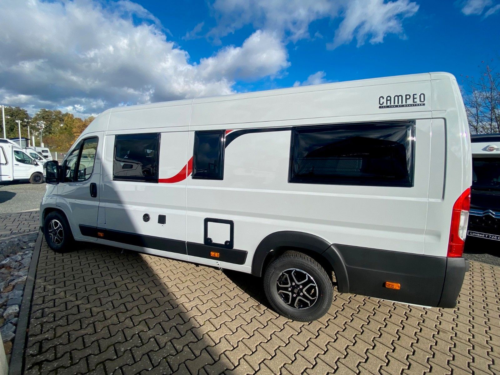 Fahrzeugabbildung Bürstner Campeo C 640 *Automatik*Navi*RFK*Markise*Winterp