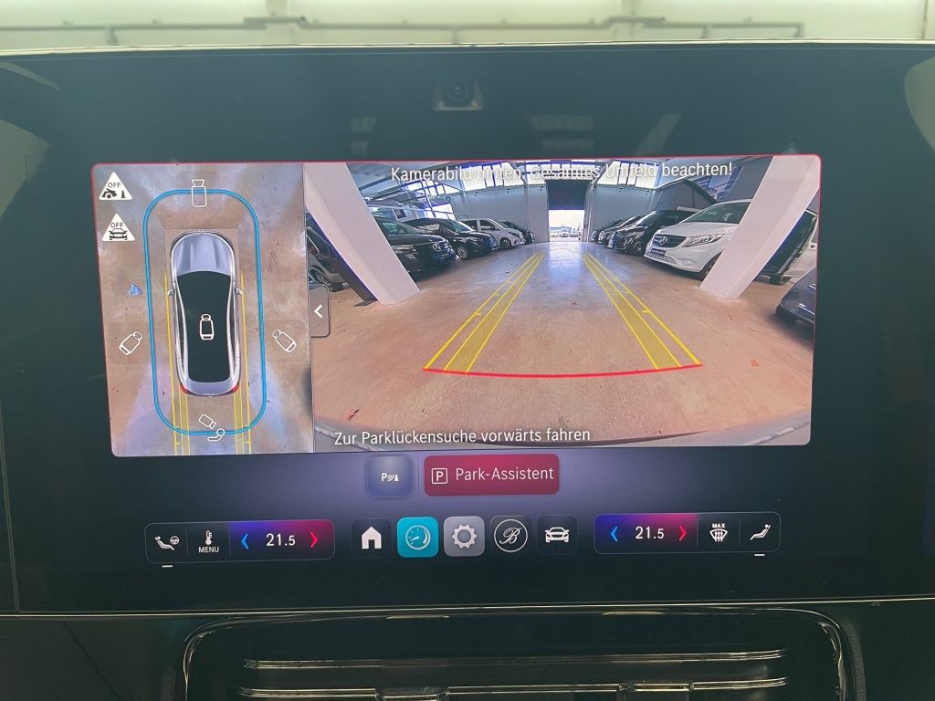 Fahrzeugabbildung Mercedes-Benz CLA 220 4M +AMG+NIGHT+AHK+SUPERSCREEN+BURM+MEMOR