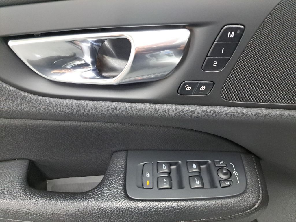 Volvo V60 T6 AWD Recharge Plus Bright NAVI RFK SHZ foto 15