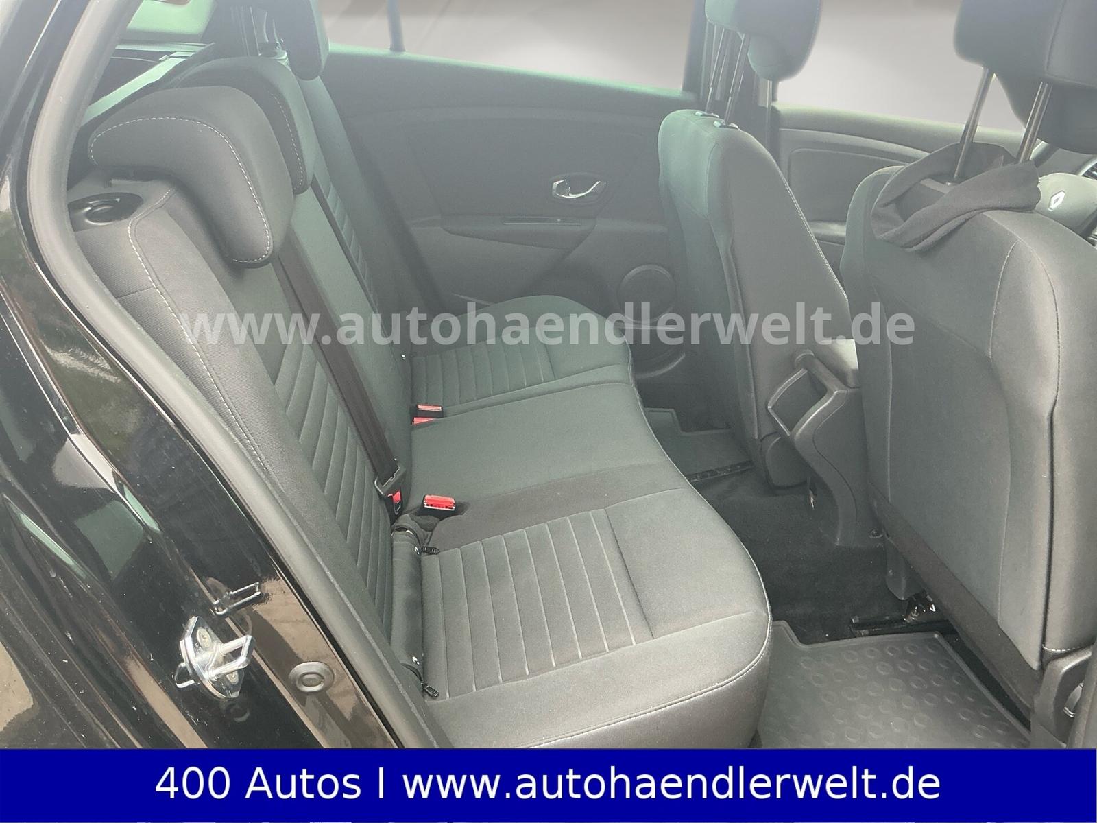 Renault Megane 2015 — photo 12