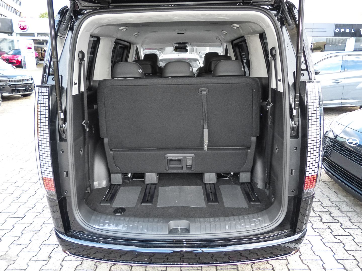 Hyundai Staria – Bild 20