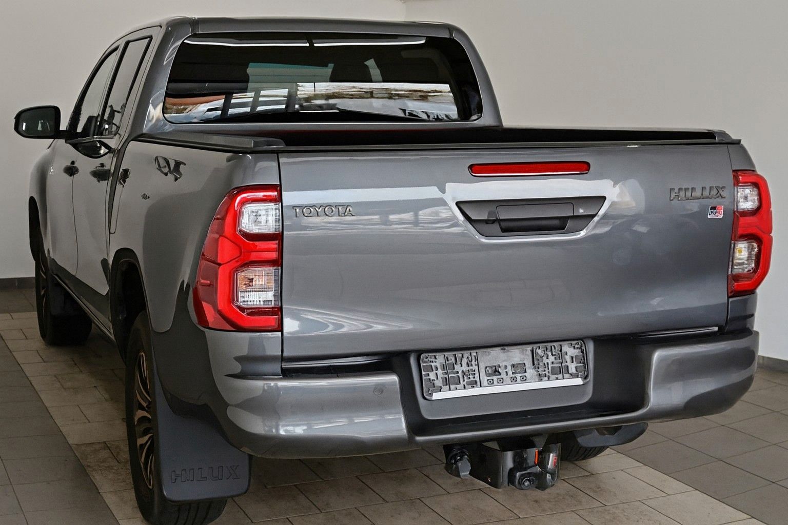 Fahrzeugabbildung Toyota Hilux 2.8 D-4D GR Sport,Alcantara,ACC,Rollo,AHK