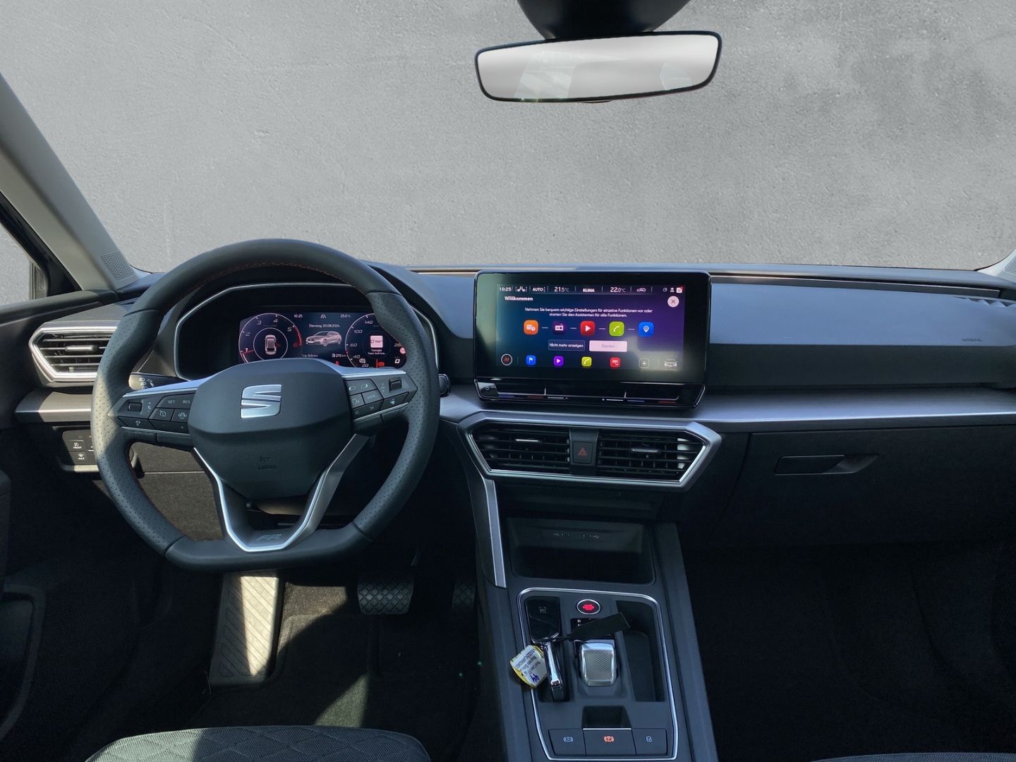 Fahrzeugabbildung SEAT Leon Sportstourer FR 2.0 TDI EU6d *Navi *digital