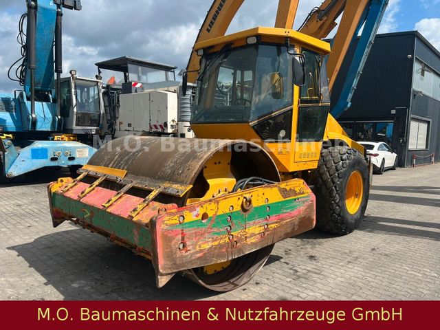 Dynapac CA 302 D / Walzenzug / 12,5 t /