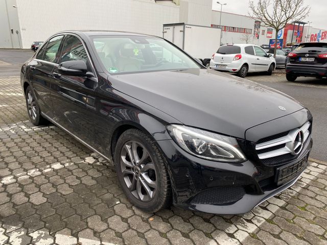 Mercedes-Benz C 180 Avantgarde 9G-Tronic Navi Leder Keyless