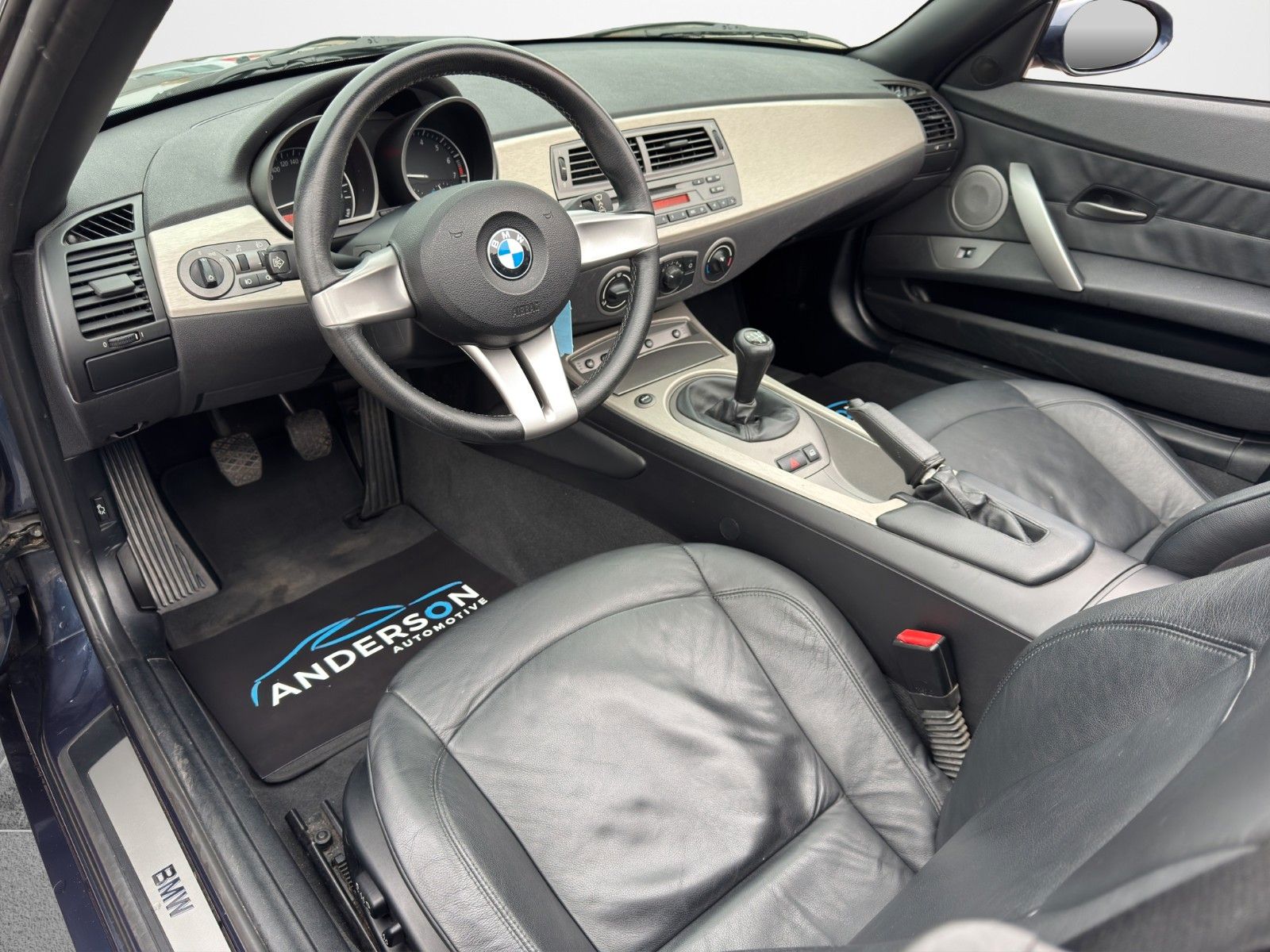 Fahrzeugabbildung BMW Z4 ROADSTER 2.5i LEDER KLIMA SITZH MEMORY 1.HD