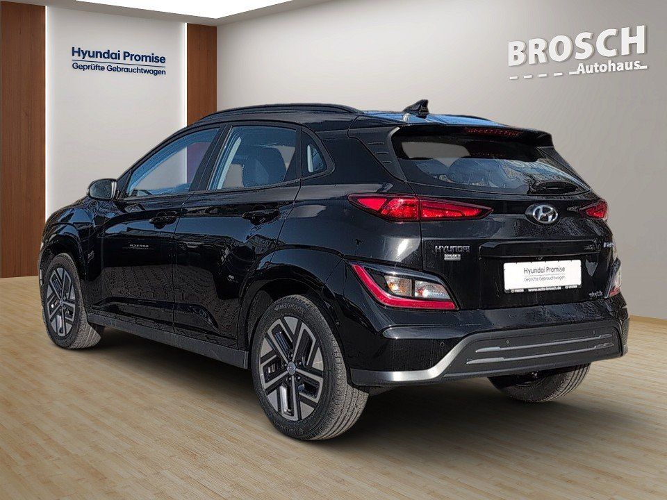 Fahrzeugabbildung Hyundai KONA EV 39kWh SELECT 11kW-OBC !GARANTIE-05.2030!