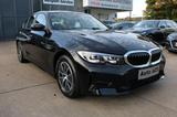 BMW 320i Limousine/1.Hd/NAVI/ACC/PDC/LED/ALU - BMW 320 Gebrauchtwagen in Mannheim