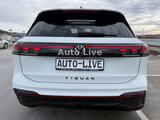Volkswagen Tiguan 2.0 TDI*DSG*R LINE*PAN*NAV*MATRIX*360*AHK - Volkswagen Tiguan mit Diesel-Antrieb
