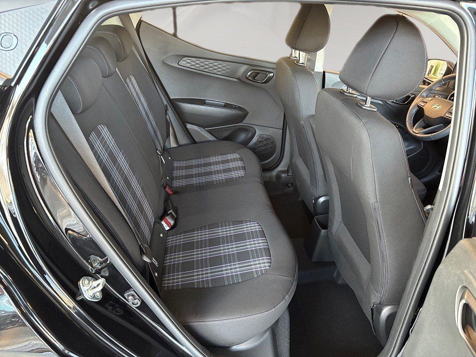 Fahrzeugabbildung Hyundai i10 1.2i 79PS Prime