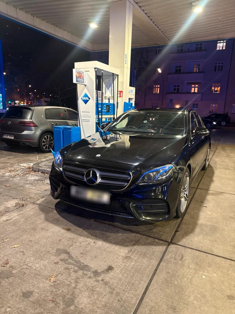 Mercedes-Benz E 220