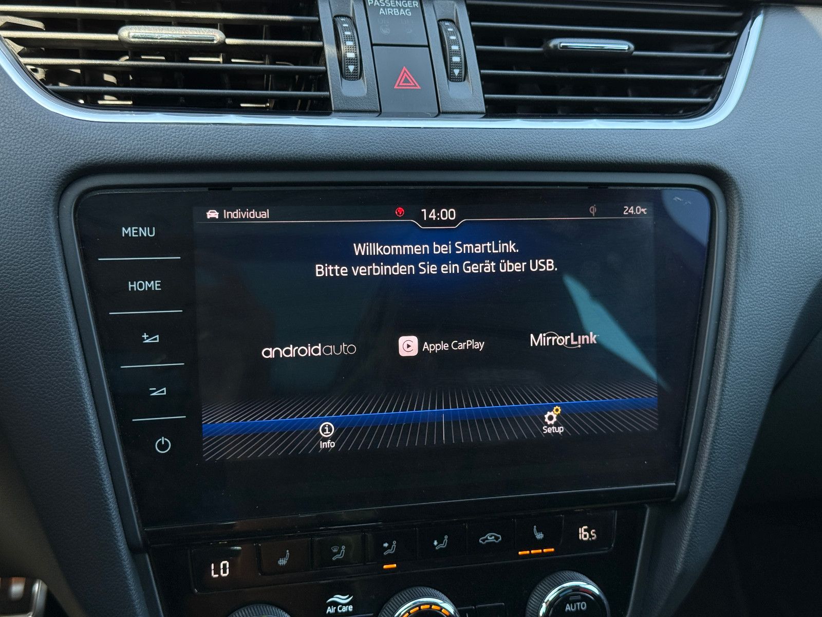 Skoda Octavia Combi RS DSG ACC LED Navi Pano Kam SHZ foto 24