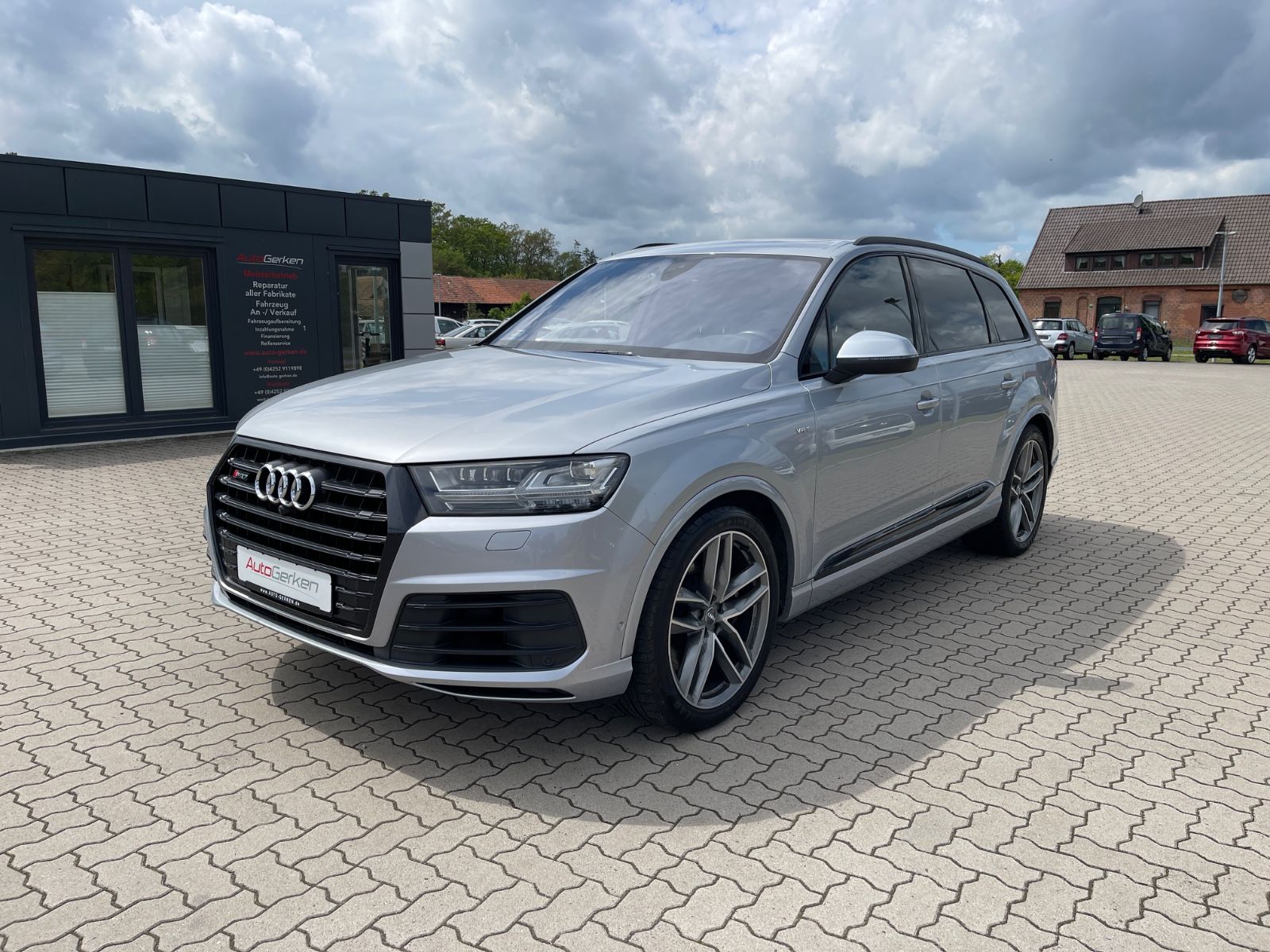 AUDI SQ7 4.0 TDI quattro 2HD Standheizung Matrix