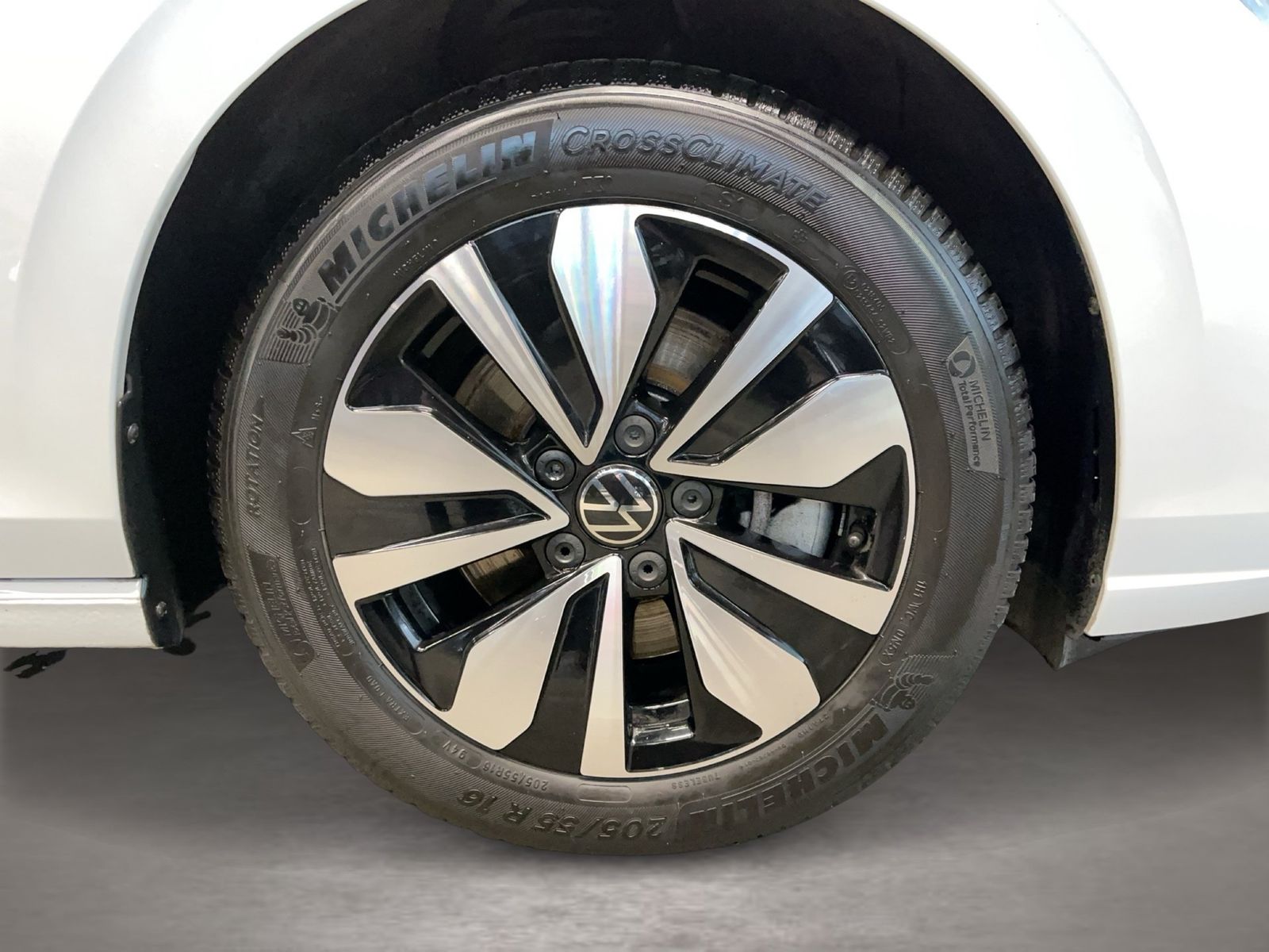 Volkswagen Golf - Bild 8