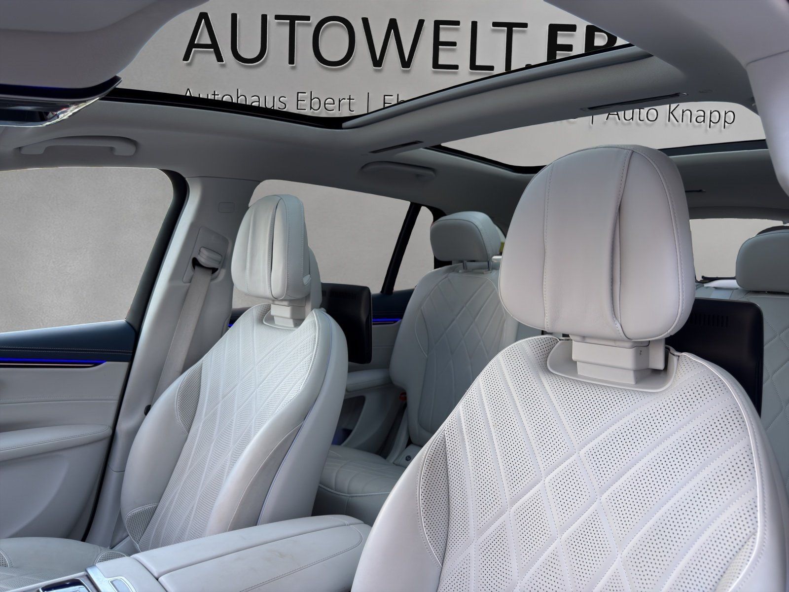 Fahrzeugabbildung Mercedes-Benz EQS580 SUV AMG BusinesClass 7-Sitz ExclusivNappa