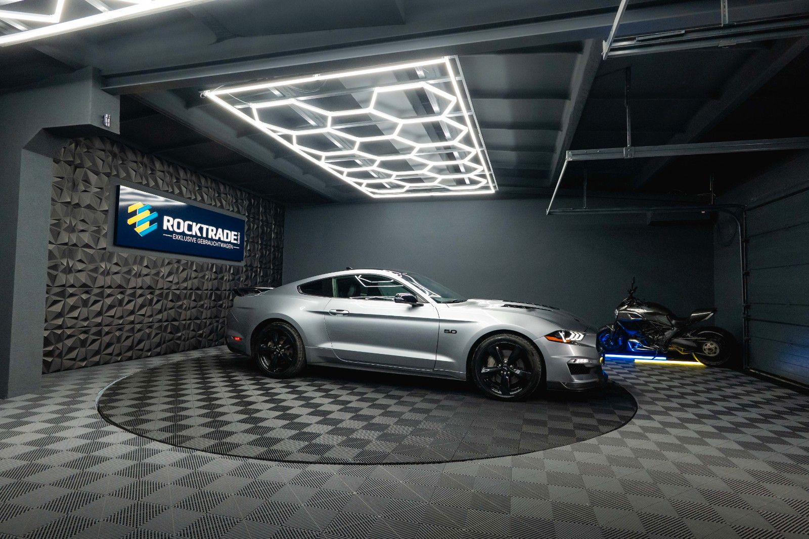 Fahrzeugabbildung Ford Mustang Shelby GT 500 5.0 V8 Performance *LED*