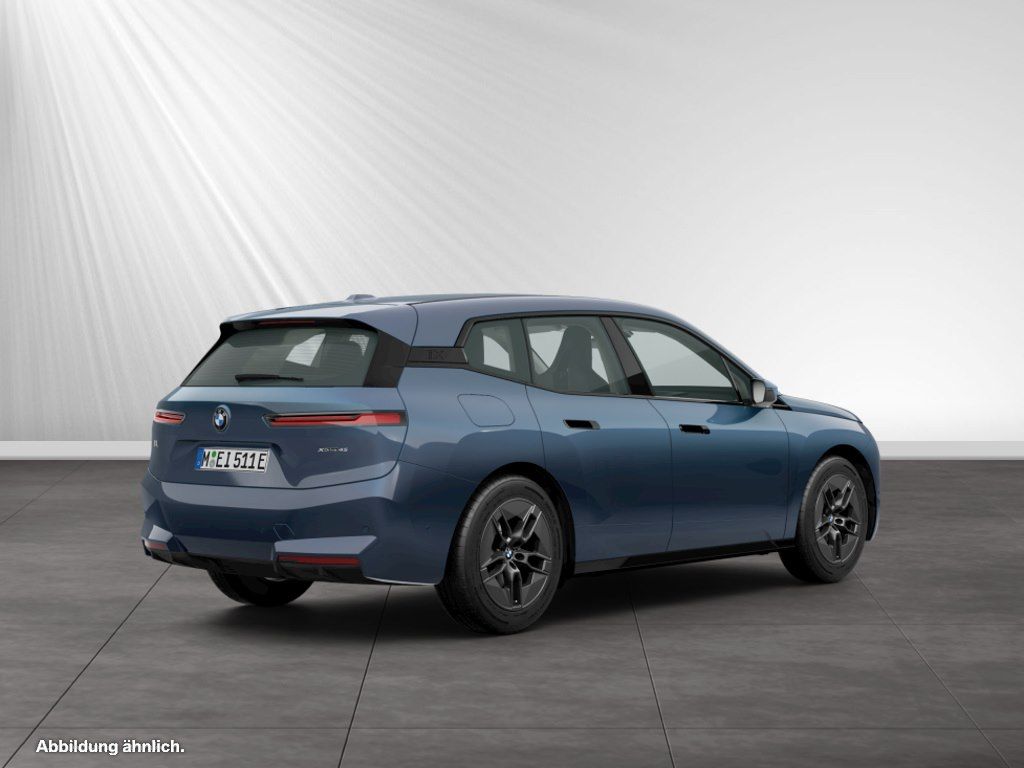 BMW iX - Bild 2