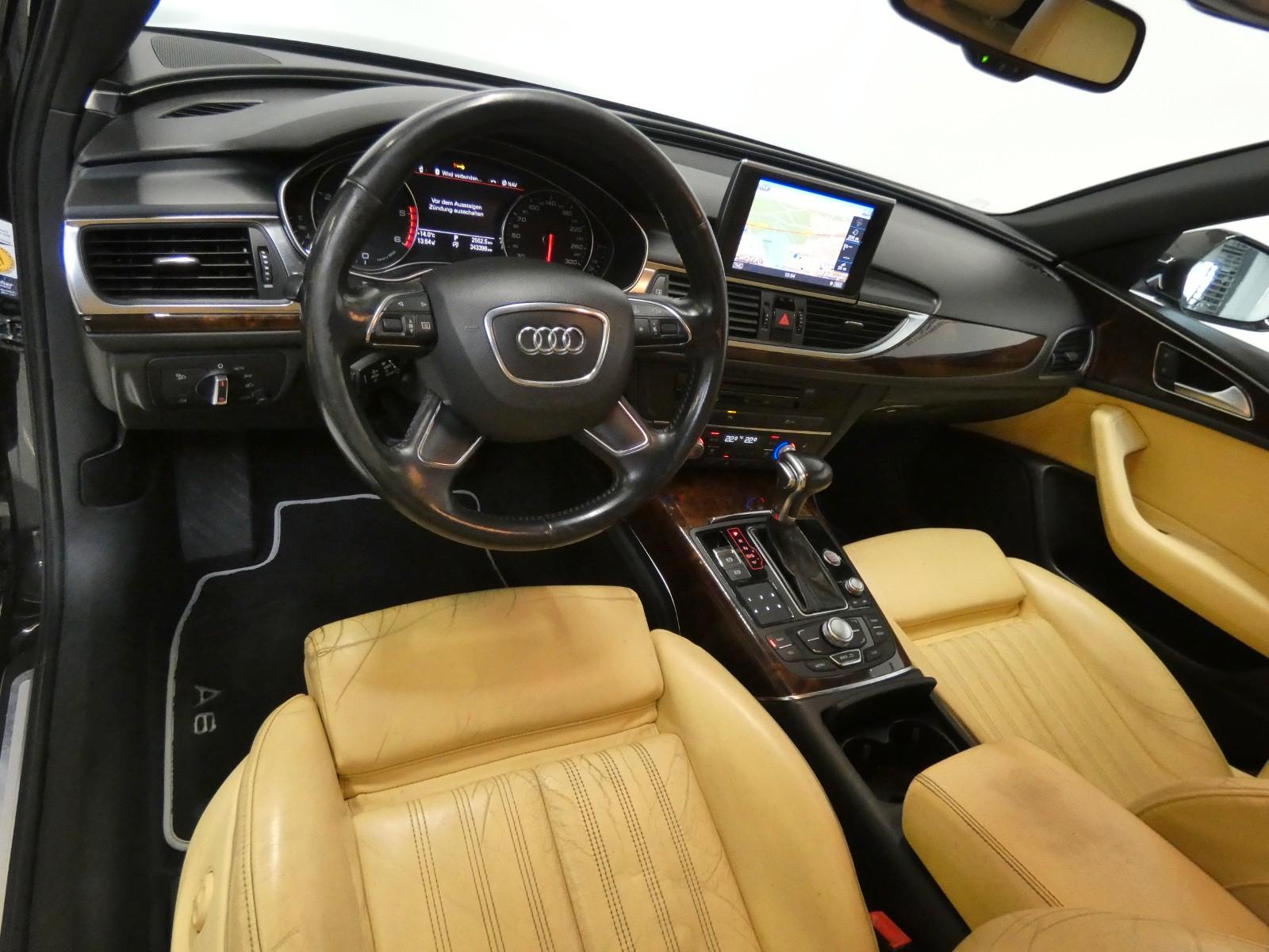Audi A6 Avant 3.0 TDI*NaviMMI*Leder*Xenon*PDC*Kamera