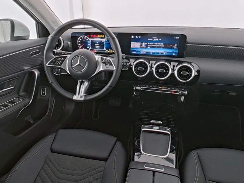 Mercedes-Benz A 250 e Progressive LED SHZ RFK DAB VID AC-Laden foto 8