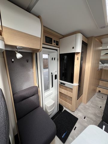 HYMER  ERIBA  HYMERCAR B-Klasse MC T BlackLine 680 AutarkieSHZPremium