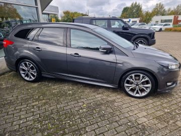 Bild 5 Ford Focus Turnier ST-Line