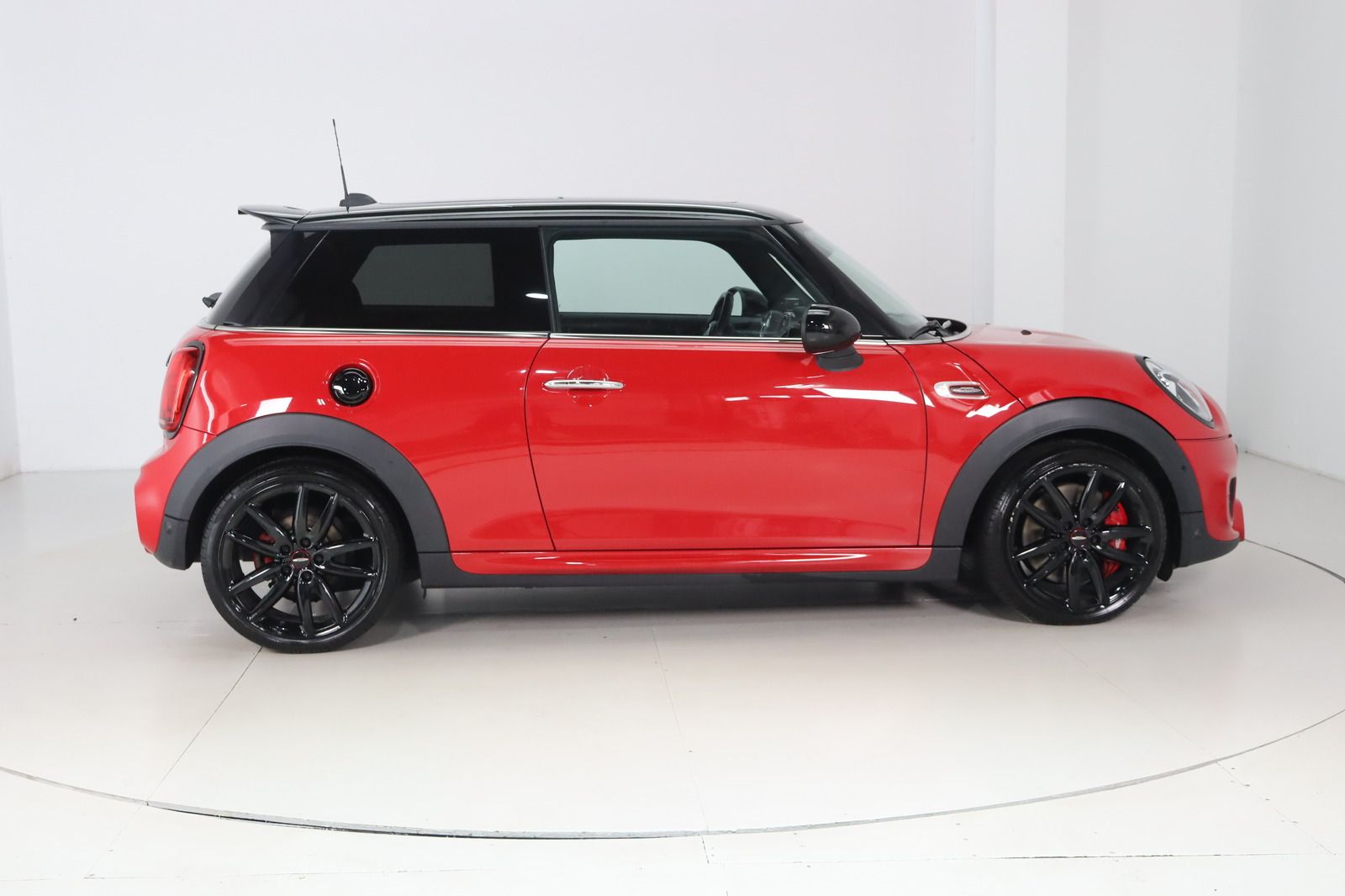 Fahrzeugabbildung MINI John Cooper Works * HUD * LED * Pano