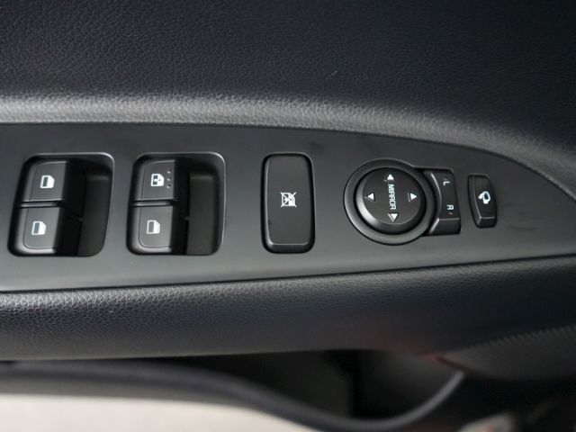 Stonic T-GDI PLATINUM EDITION+AHK+NAVI+RÜCKFAHRK