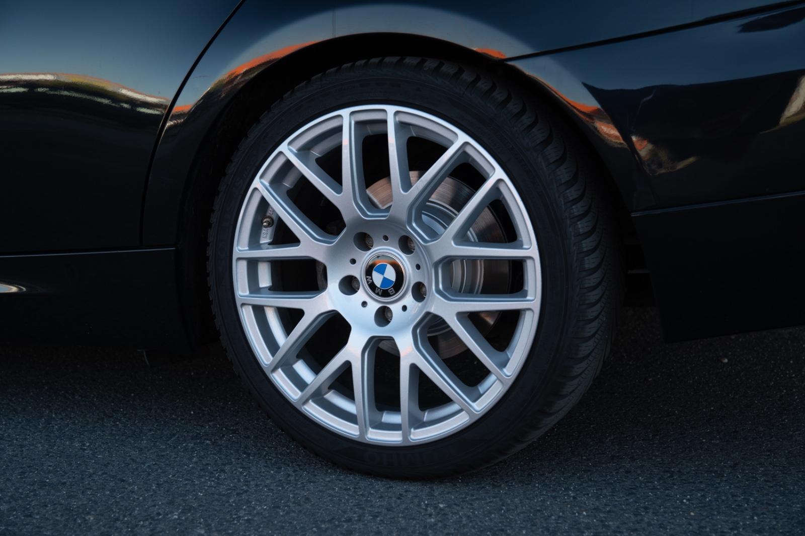 BMW 320 2009 — engine 1.995 cm³, 177 HP (130kW)