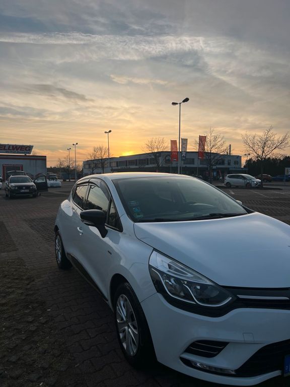 Image of Renault Clio