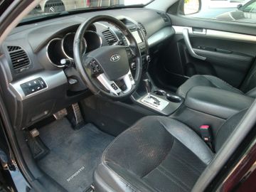 KIA Sorento - 9