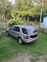 Mercedes-Benz Mercedes  M Klasse 270 CDI Final Esition - Mercedes-Benz E 270 aus 2005