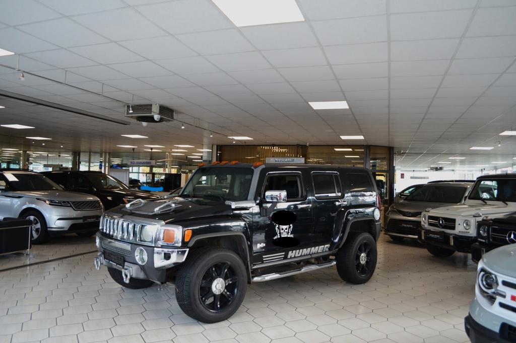Hummer H3