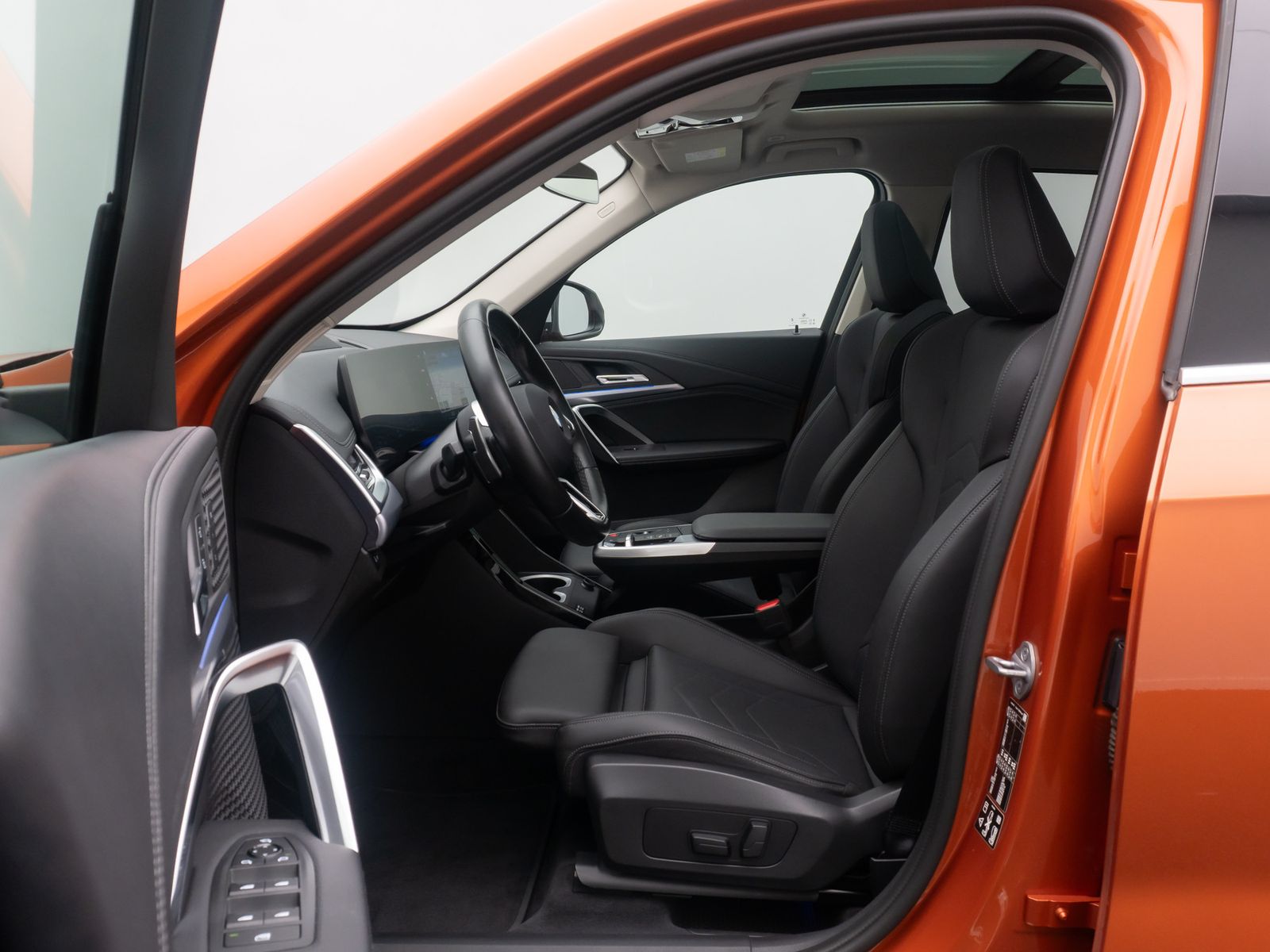 Fahrzeugabbildung BMW X1 xD23i xLine 360&deg;Panorama HUD DAB Sport 18Zoll