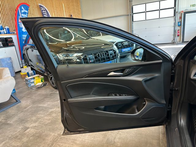 MYAUTOCENTER – Gebraucht- und Jahreswagen mit Werkstattservice in Pfaffenhofen Opel Insignia B Sports Tourer Elegance *TÜV*LED*Navi*