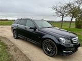 Mercedes-Benz C 300 CDI 4MATIC T AVANTGARDE Autom. AVANTGARDE - Mercedes-Benz C 300: Cdi 4matic