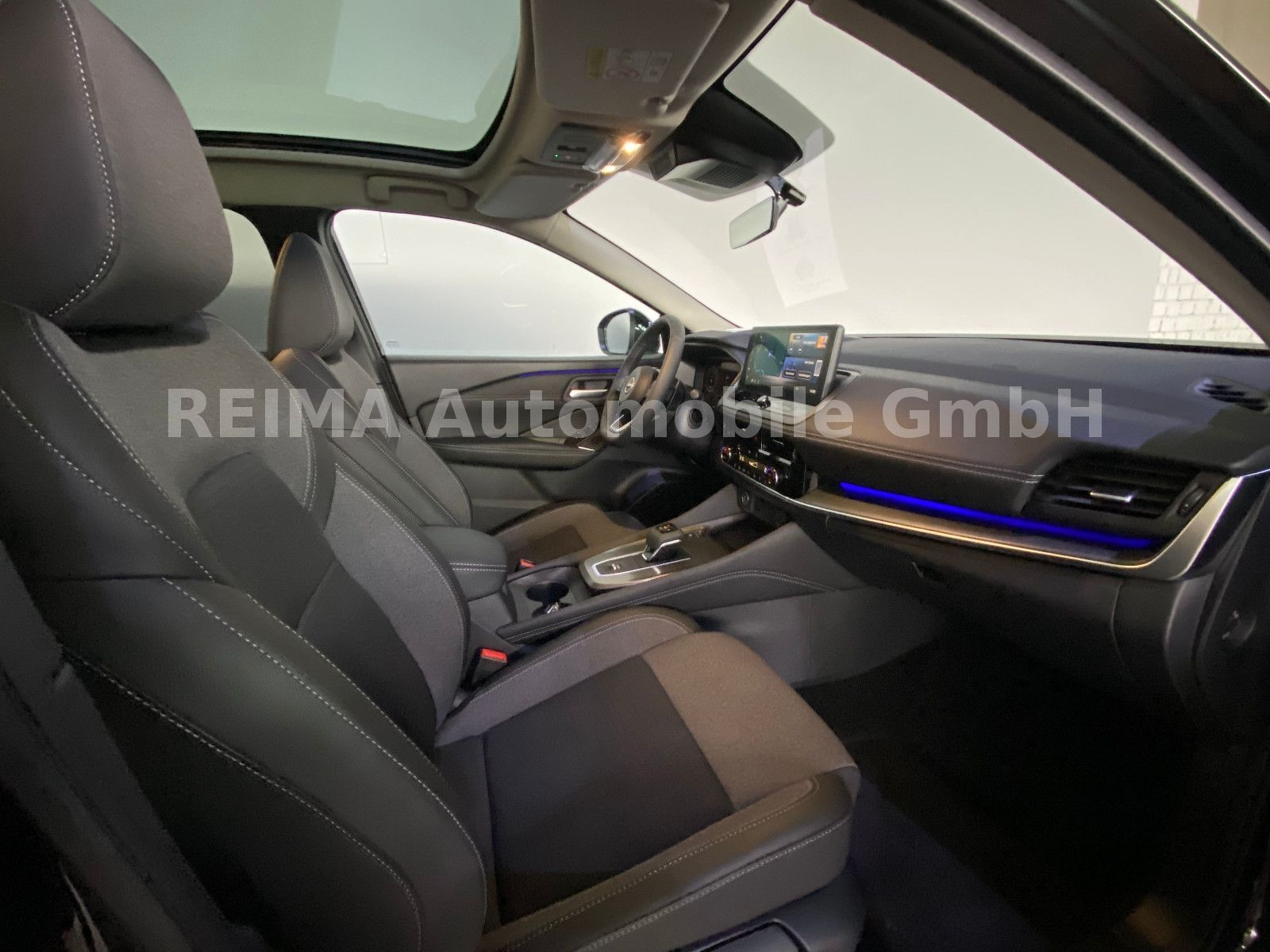 Fahrzeugabbildung Nissan Qashqai 1.3 DIG-T MHEV , Pano, LED, ACC