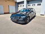 Mercedes-Benz E 220 Headup Wi-scr.Multibeam.Rückfahrkamera.E6 - Mercedes-Benz E 220 Gebrauchtwagen in Berlin